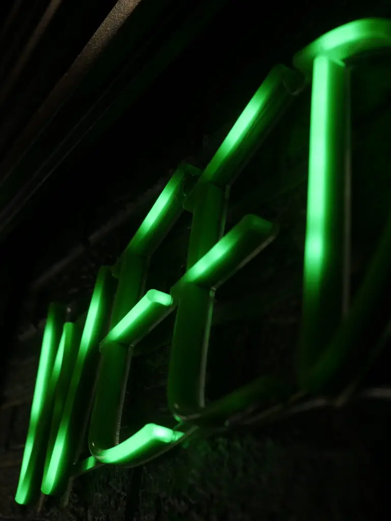 Création de support de communication pour CBD SHOP FRANCE septembre 2025 → novembre 2025 1010139